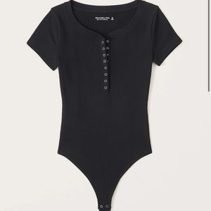A&F BODYSUIT SIZE SMALL